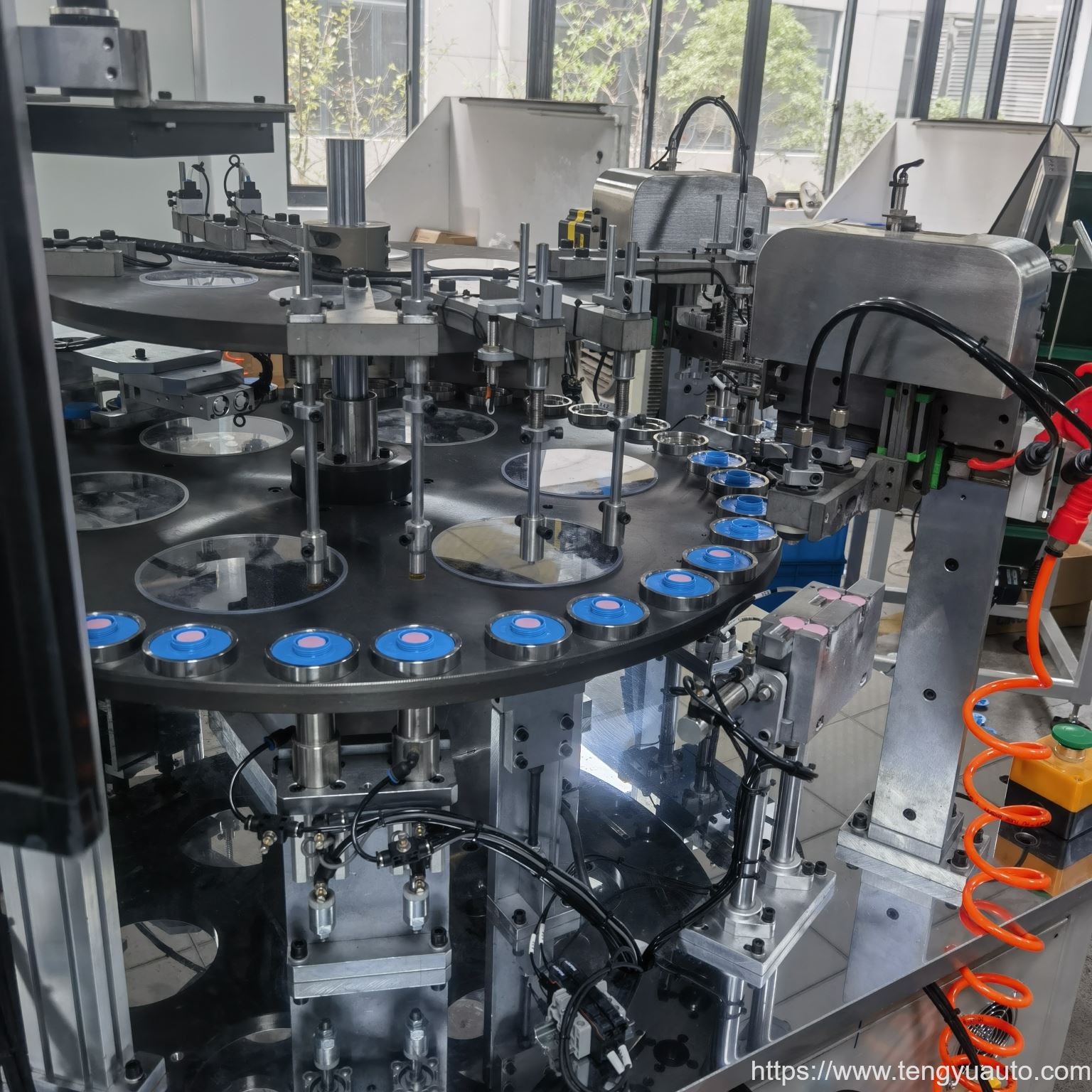 cosmetics cream jar automatic assembly machines
